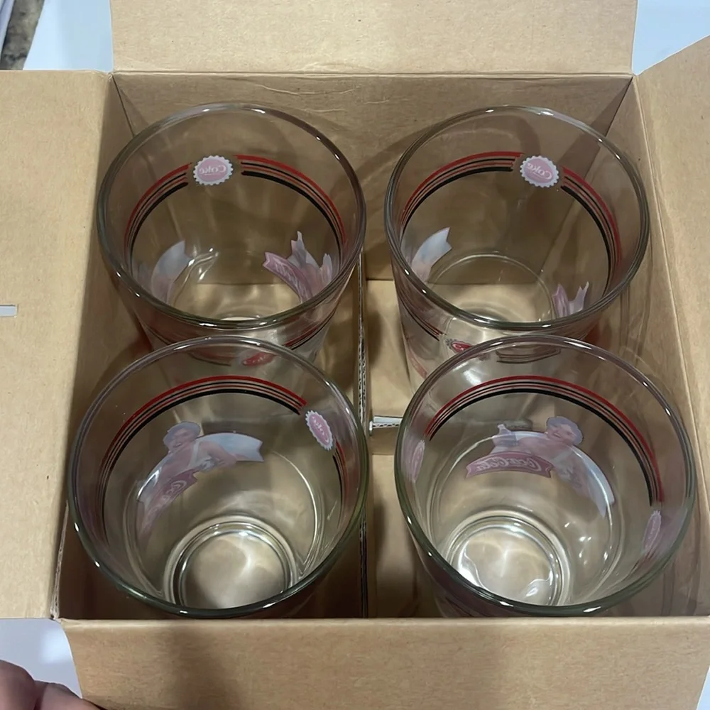 Coca Cola Red and White Tumbler Set Original Box 16oz 4 Glasses